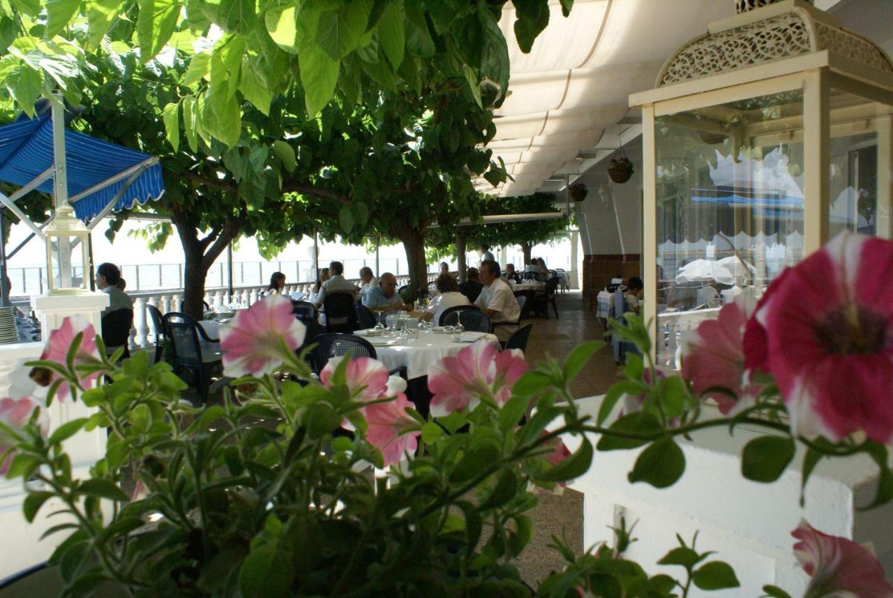 Hotel Restaurant Juanito Platja Sant Carles de la Ràpita Exterior foto